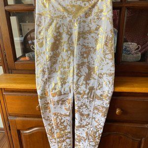 Lilly Pulitzer Luxletic Weekender High Rise Leggings - Ladies Medium   EUC